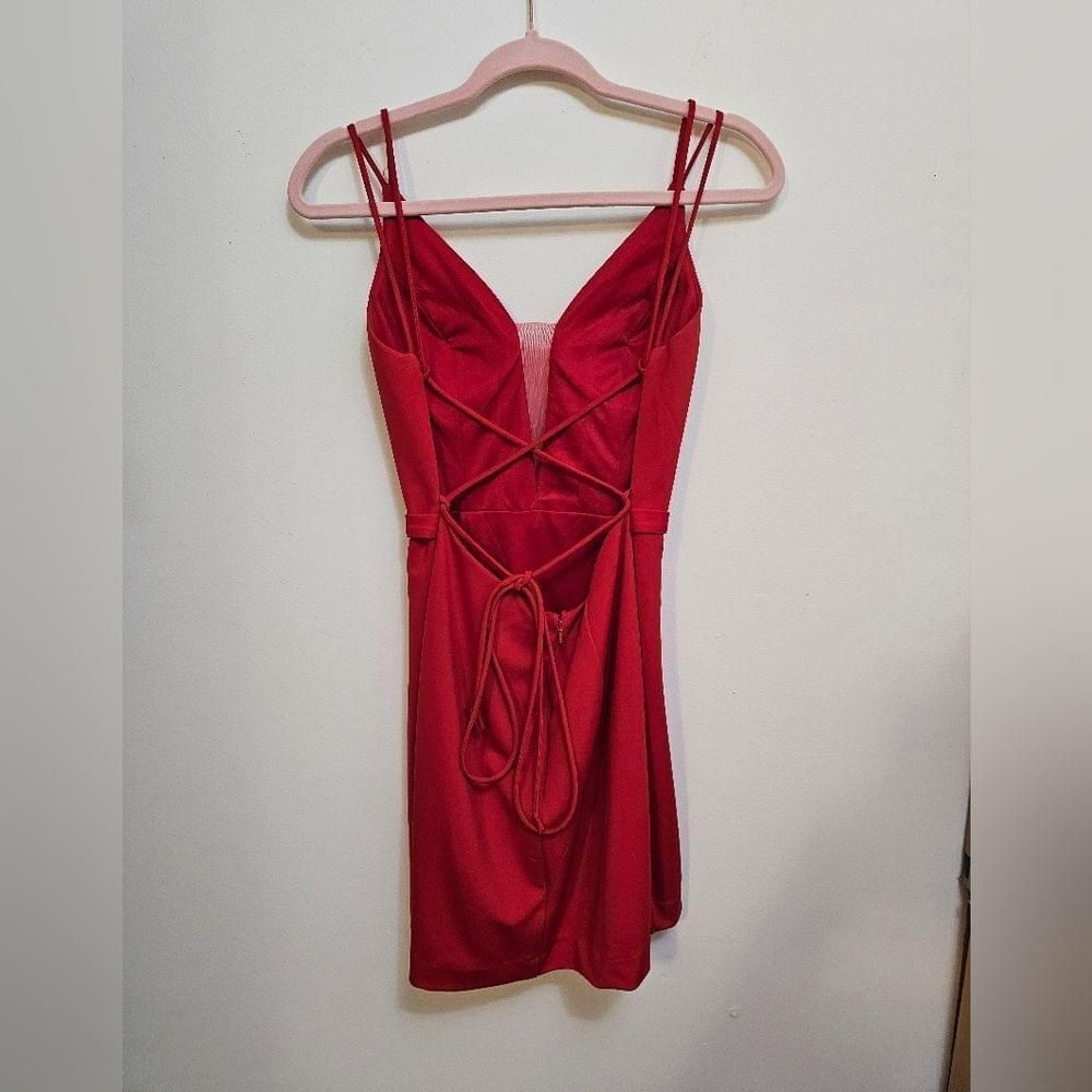 Alyce Paris size 2‎ red open back dress - Picture 4 of 6